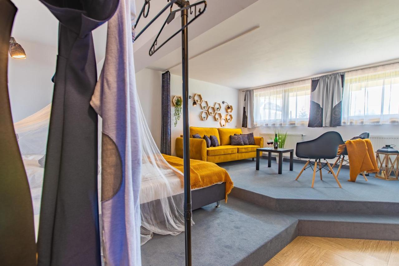 Tybet Domki I Apartamenty Bukowina Tatrzańska Exterior foto
